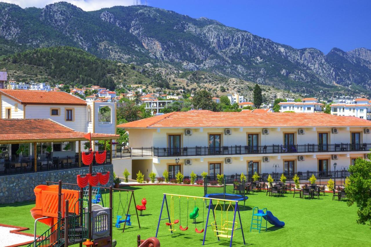 Riverside Garden Resort Kyrenia  Exterior foto