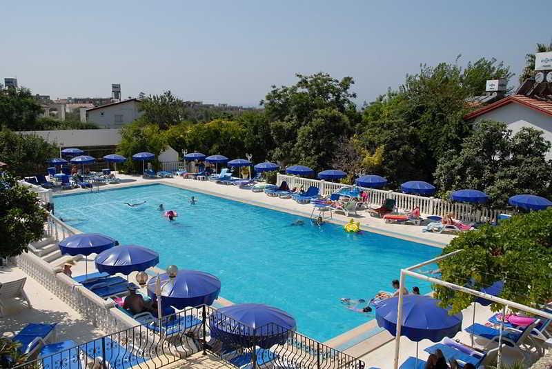 Riverside Garden Resort Kyrenia  Exterior foto