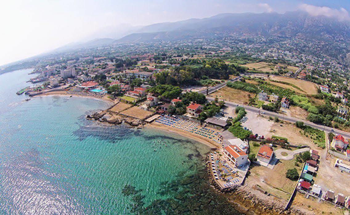 Riverside Garden Resort Kyrenia  Exterior foto